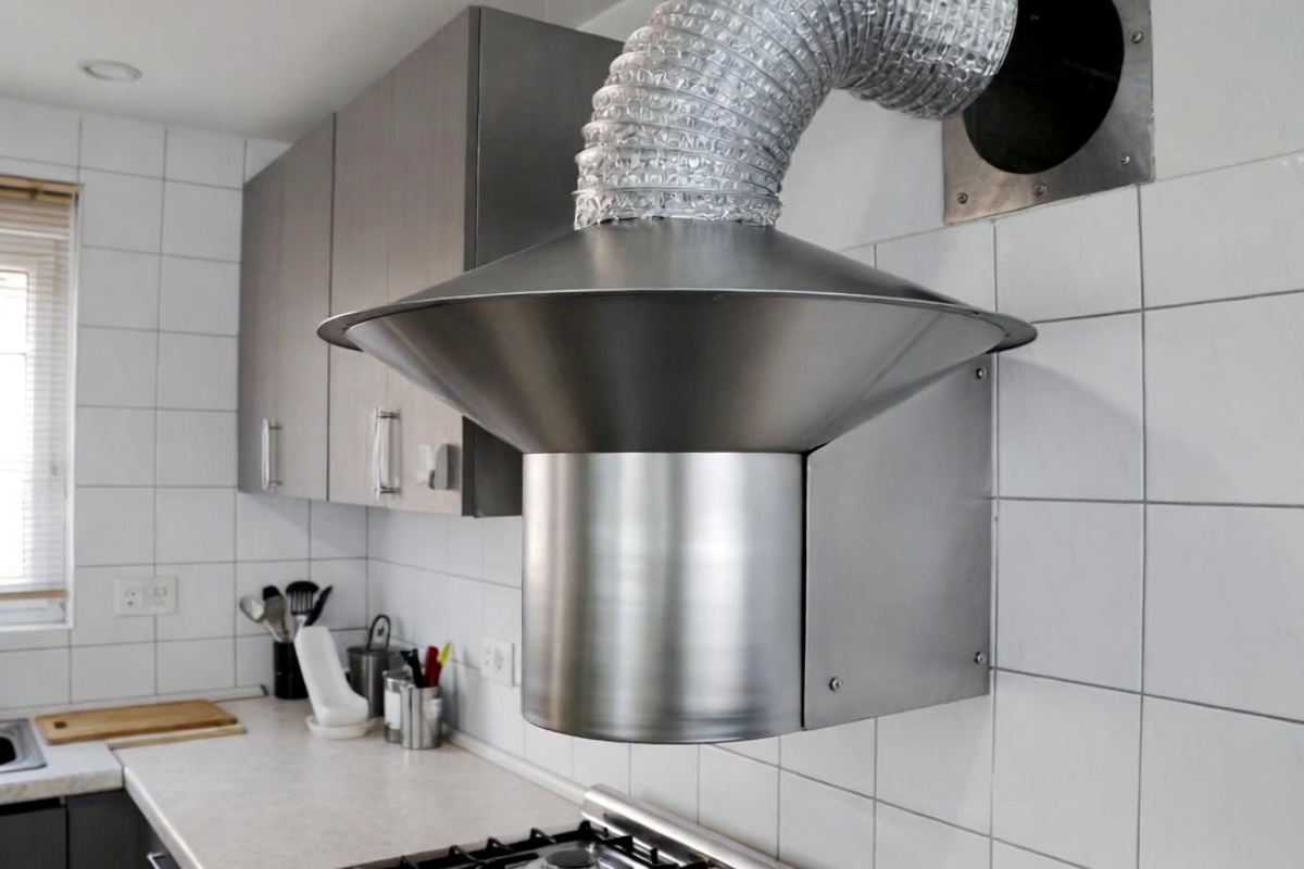 Zbohom digestoru: Vynález na elimináciu dymu a úsporu miesta, ktorý sa stal skutočným hitom - obrázok 1