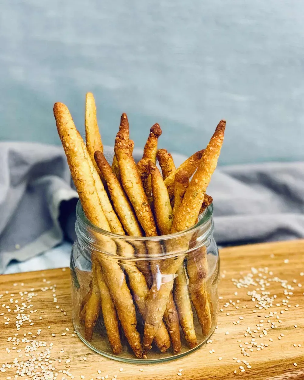 Chrumkavé domáce chlebové tyčinky: Bezlepkový recept, ktorý dodá vášmu predjedlu špeciálny nádych – obrázok 2