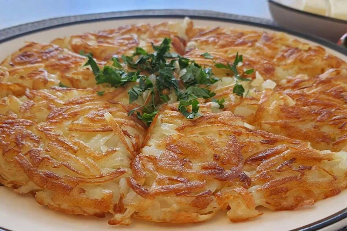 Bramborové rösti: originální recept ze Švýcarska.